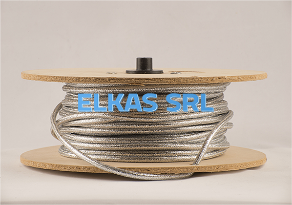 Nuestros cables cuentan con certificación. Además cuentan con un proceso de pegado que evita que se despelucen en su armado.